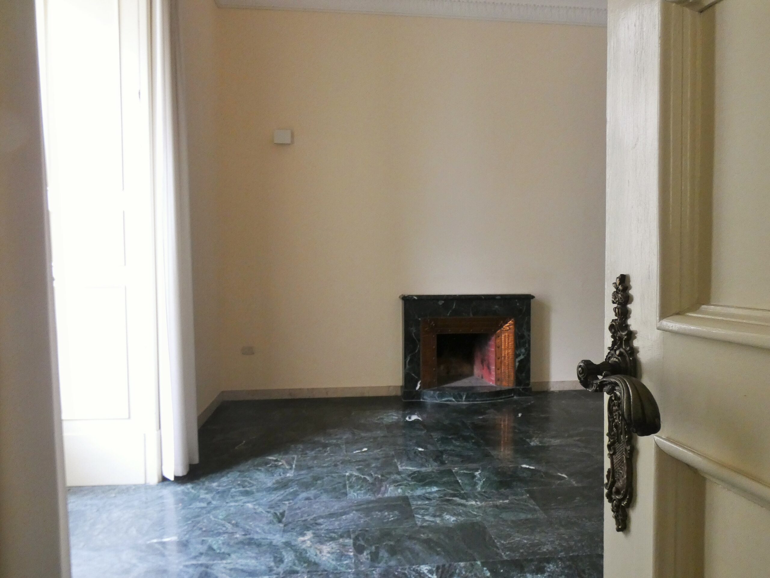 Galatina centro storico elegante dimora di fine ‘800     Elegant late-19th-century home, Galatina historic center