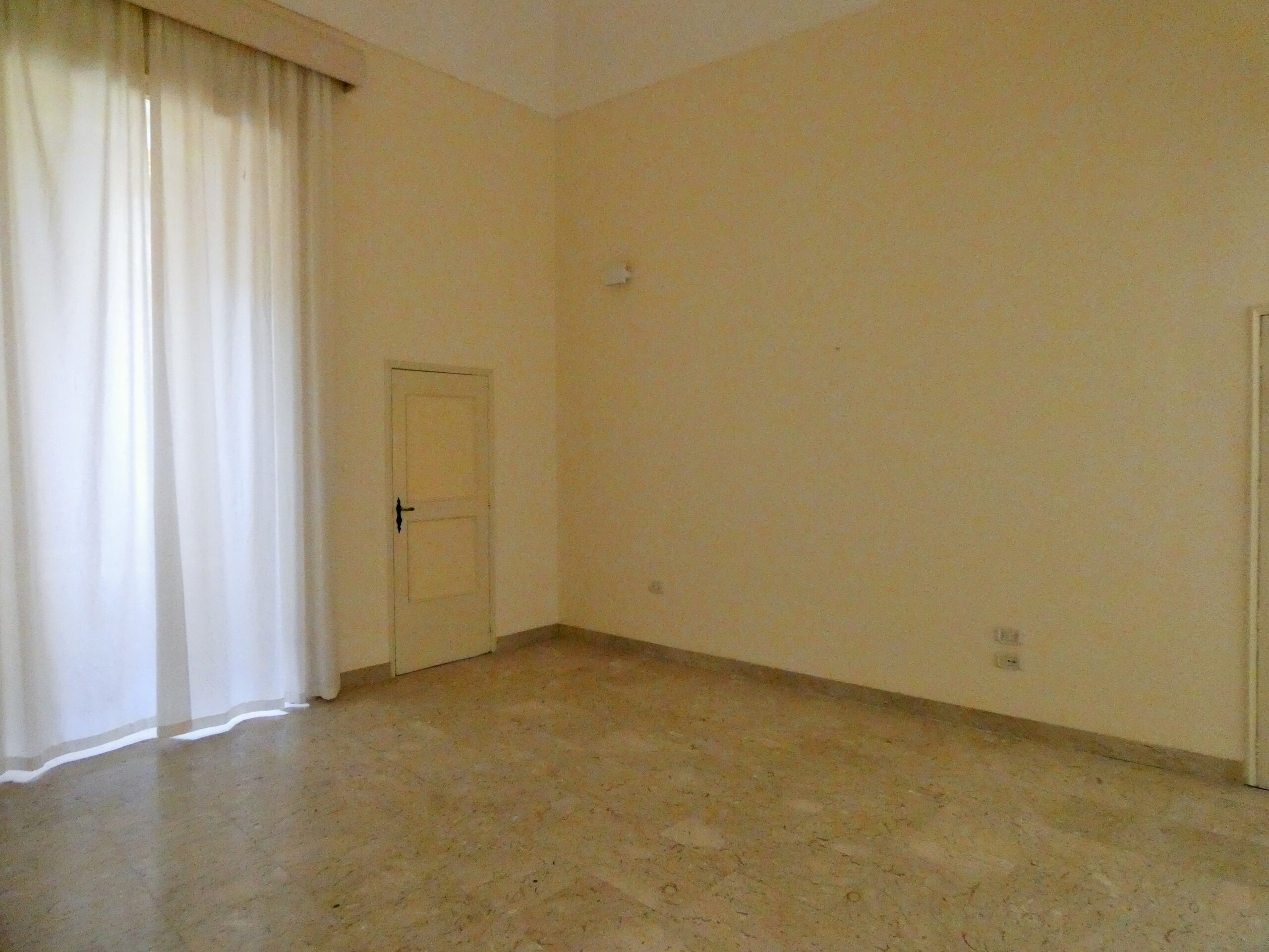 Galatina centro storico elegante dimora di fine ‘800     Elegant late-19th-century home, Galatina historic center