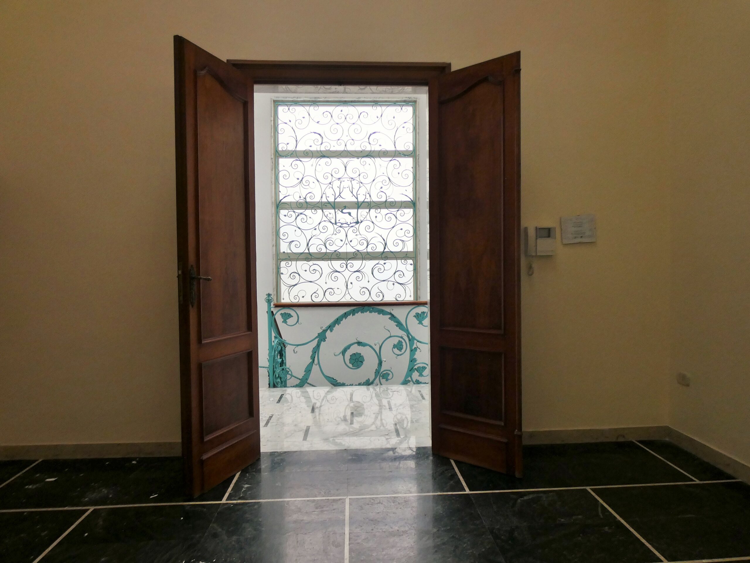 Galatina centro storico elegante dimora di fine ‘800     Elegant late-19th-century home, Galatina historic center