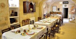 Affascinante Residenza Nobiliare d’Epoca con Giardino e Piscina a Ortelle, a 3 km dal Mare  Charming Historic Noble Residence with Garden and Pool in Ortelle, 3 km from the Sea”