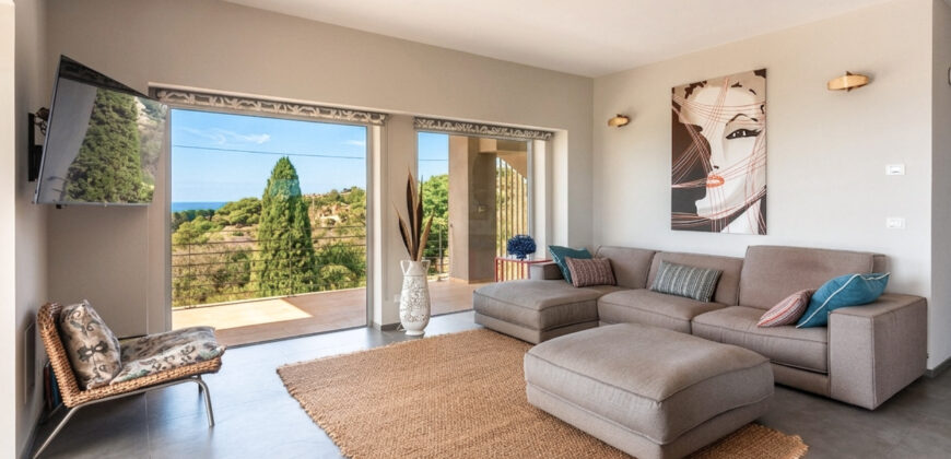 Pozzo Pasulo Villa Poseidon con piscina Vista mare nel cuore del Salento