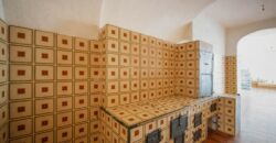 Lecce Centro storico in Palazzo storico del ‘700 Appartamento con Giardino e Terrazzo al livello e area solare di pertinenza