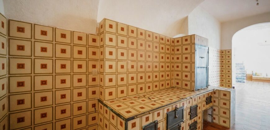 Lecce Centro storico in Palazzo storico del ‘700 Appartamento con Giardino e Terrazzo al livello e area solare di pertinenza