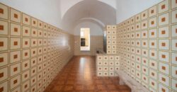 Lecce Centro storico in Palazzo storico del ‘700 Appartamento con Giardino e Terrazzo al livello e area solare di pertinenza