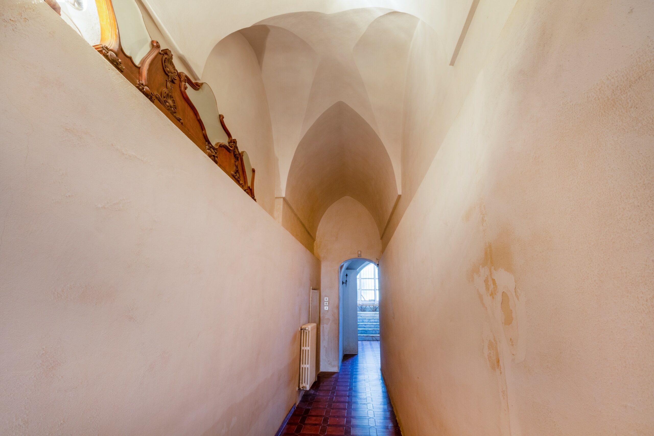 Lecce Centro storico in Palazzo storico del ‘700 Appartamento con Giardino e Terrazzo al livello e area solare di pertinenza