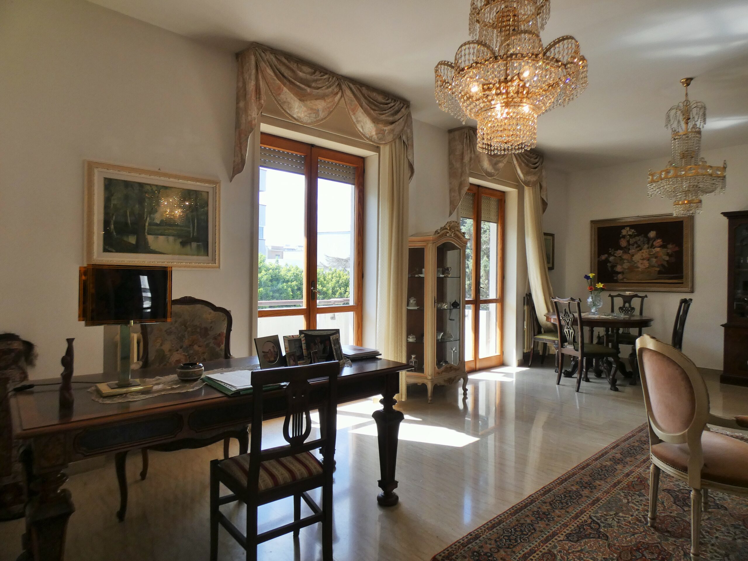 Salesiani appartamento luminosissimo ampia metratura