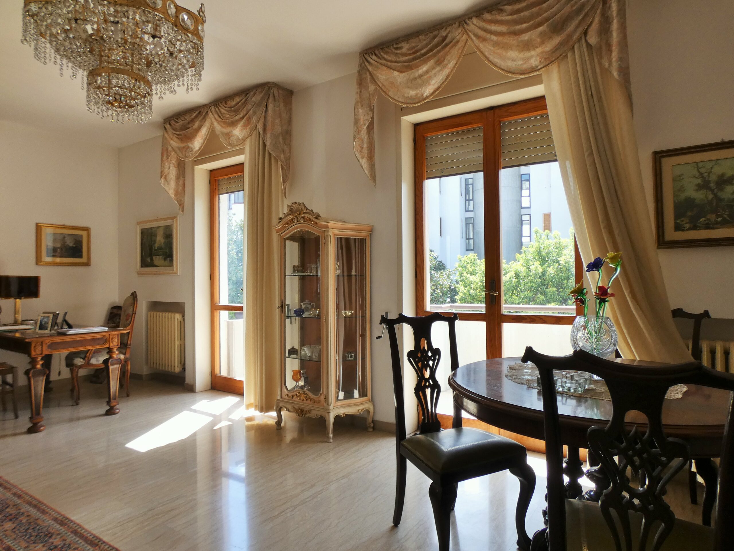 Salesiani appartamento luminosissimo ampia metratura