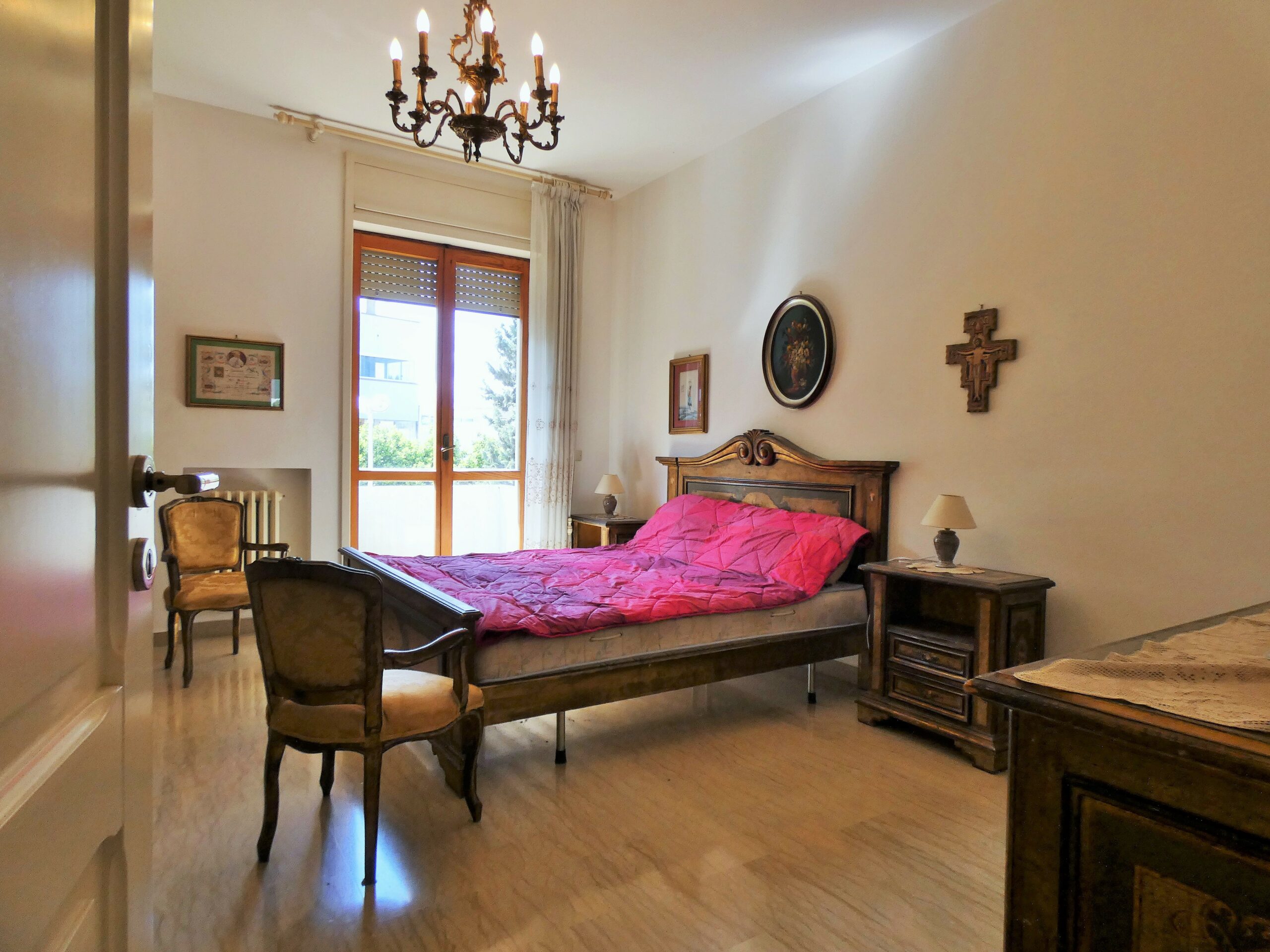 Salesiani appartamento luminosissimo ampia metratura