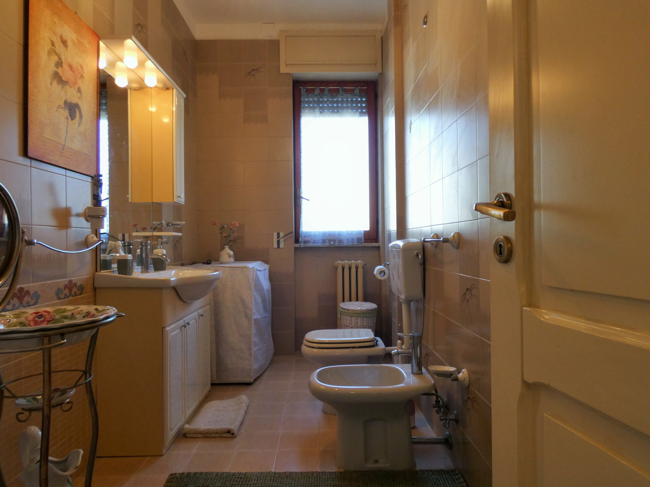 Salesiani appartamento luminosissimo ampia metratura