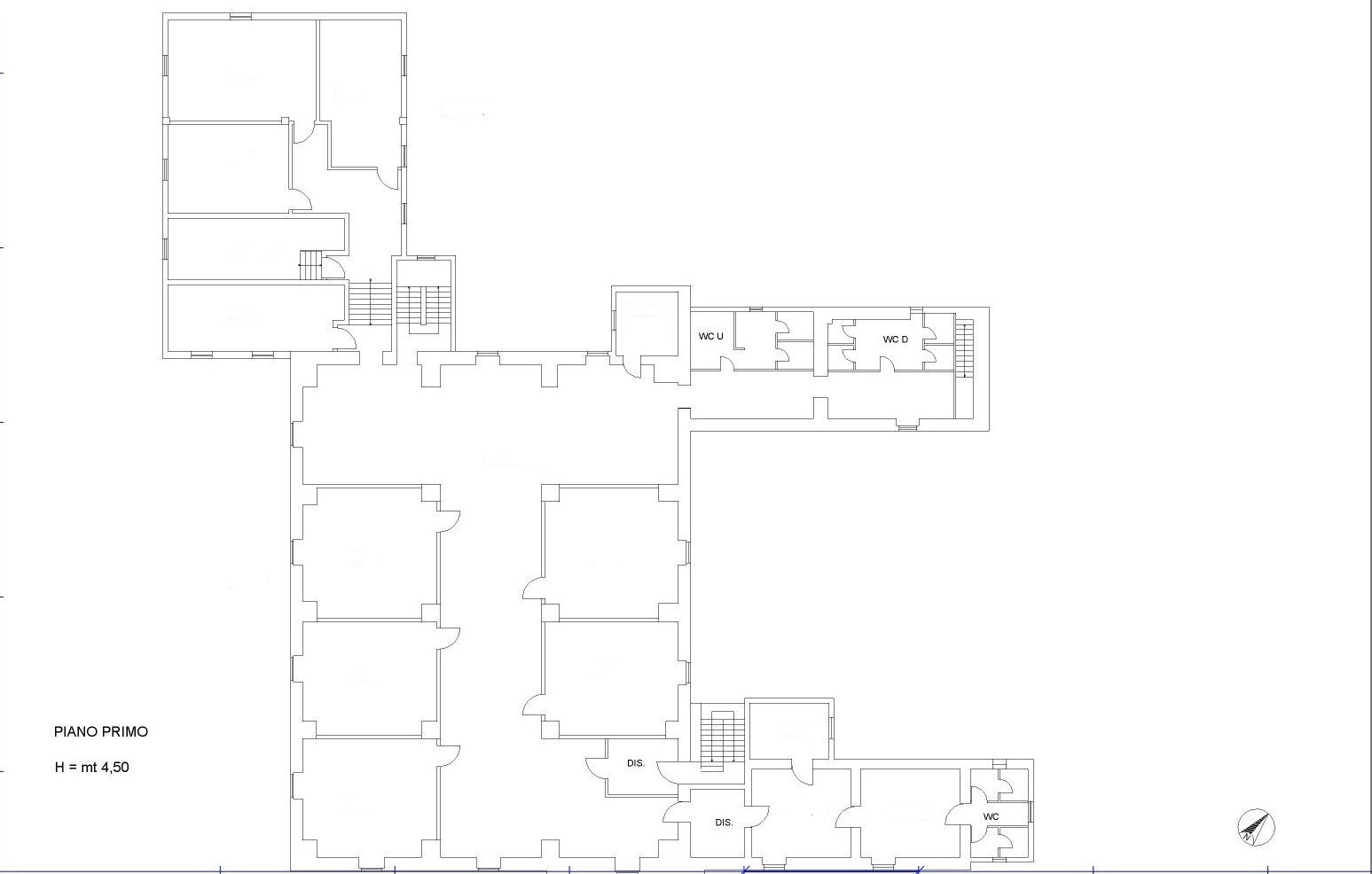 Lecce in edificio d’epoca grande piano primo di rappresentanza con ampia disponibilità di posti auto