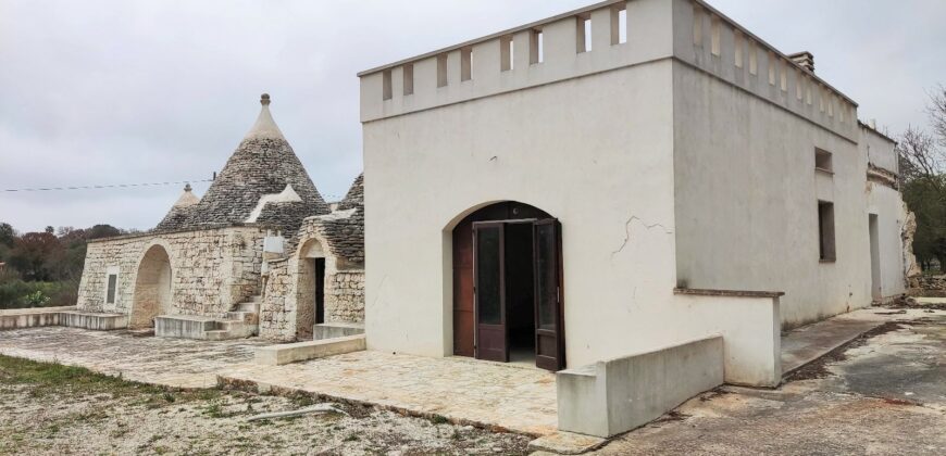 Prestigioso Complesso di Trulli e Lamie a Ceglie Messapica