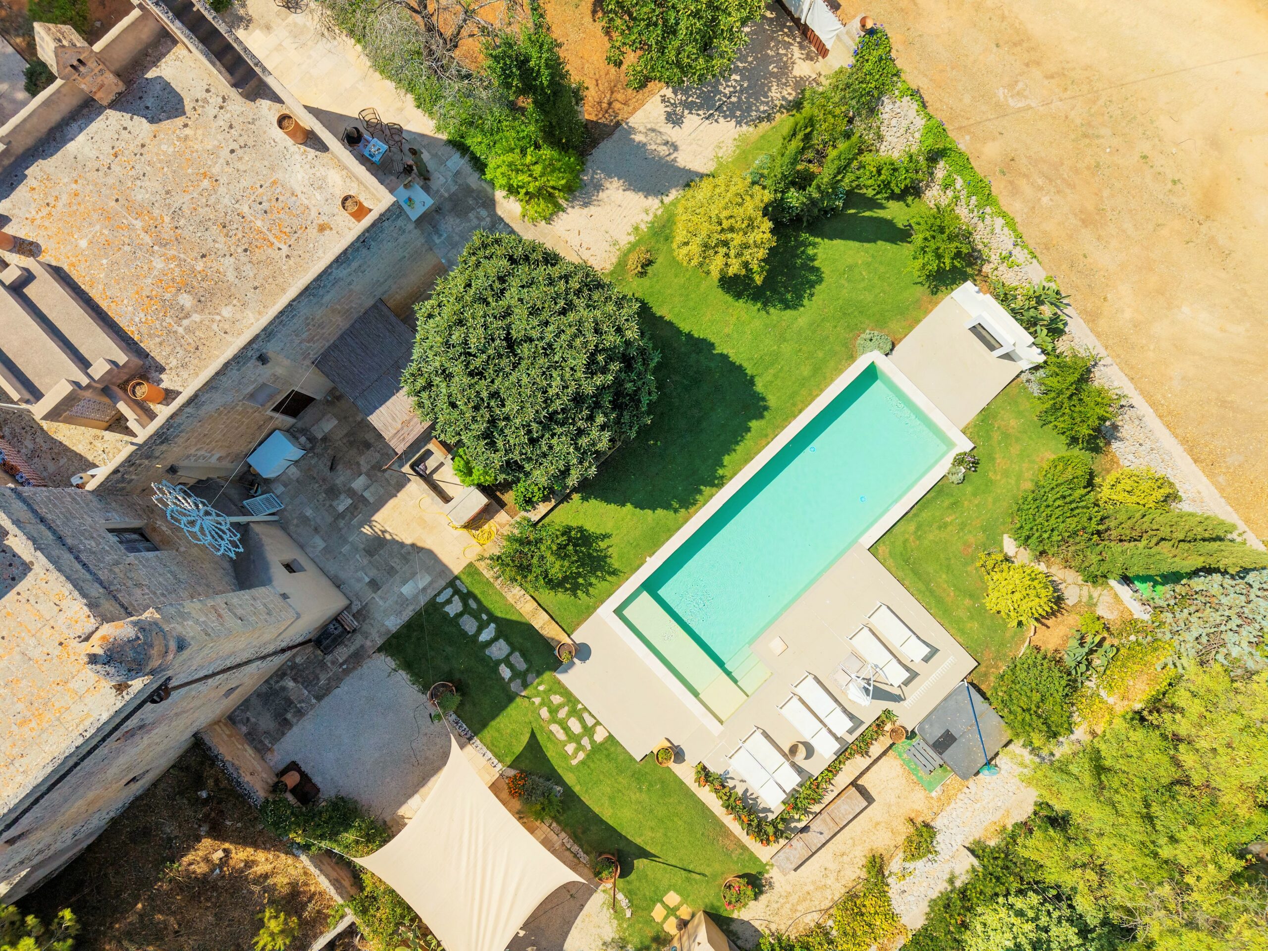 Bio Masseria del XVII secolo con piscina nel cuore del Salento