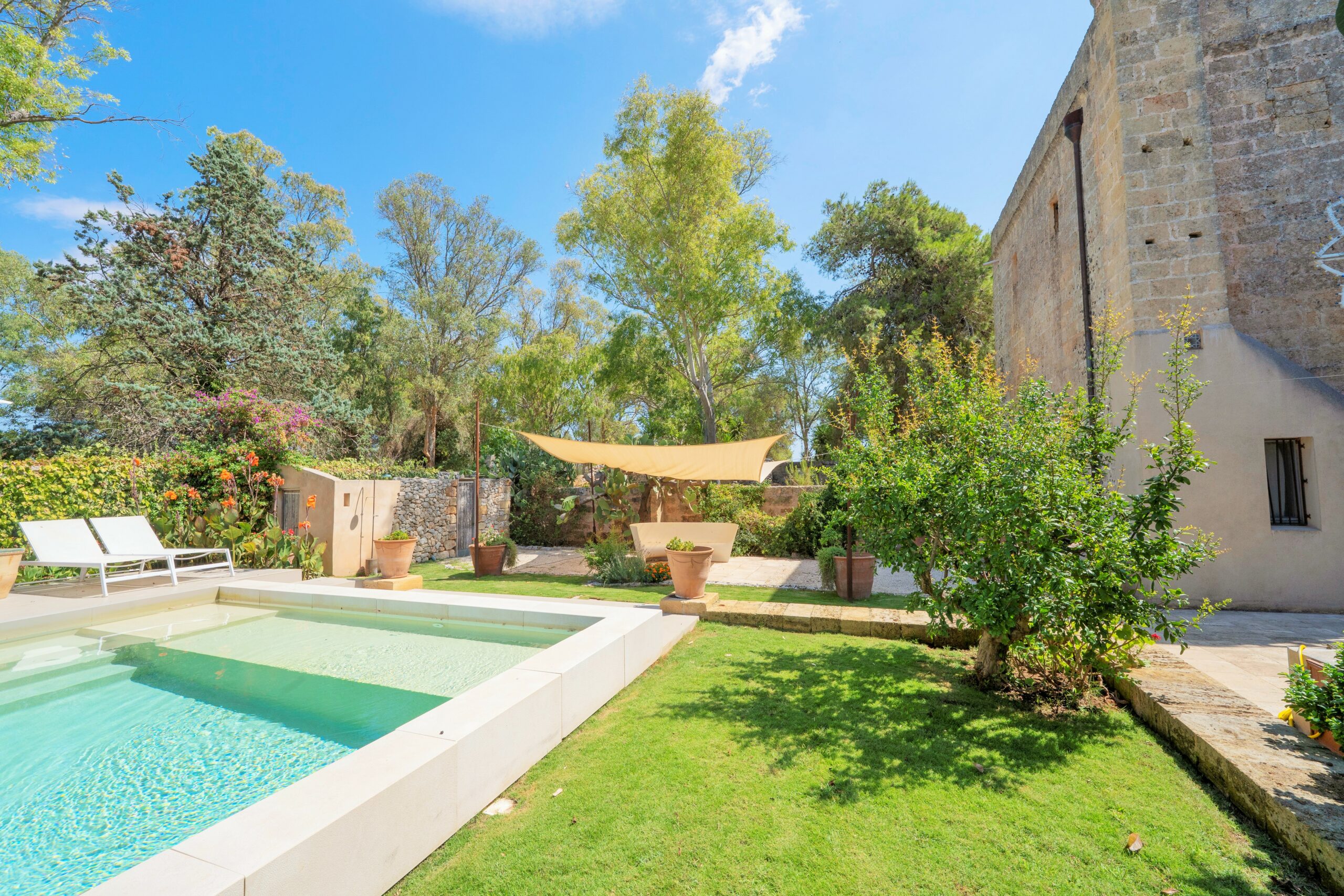 Bio Masseria del XVII secolo con piscina nel cuore del Salento