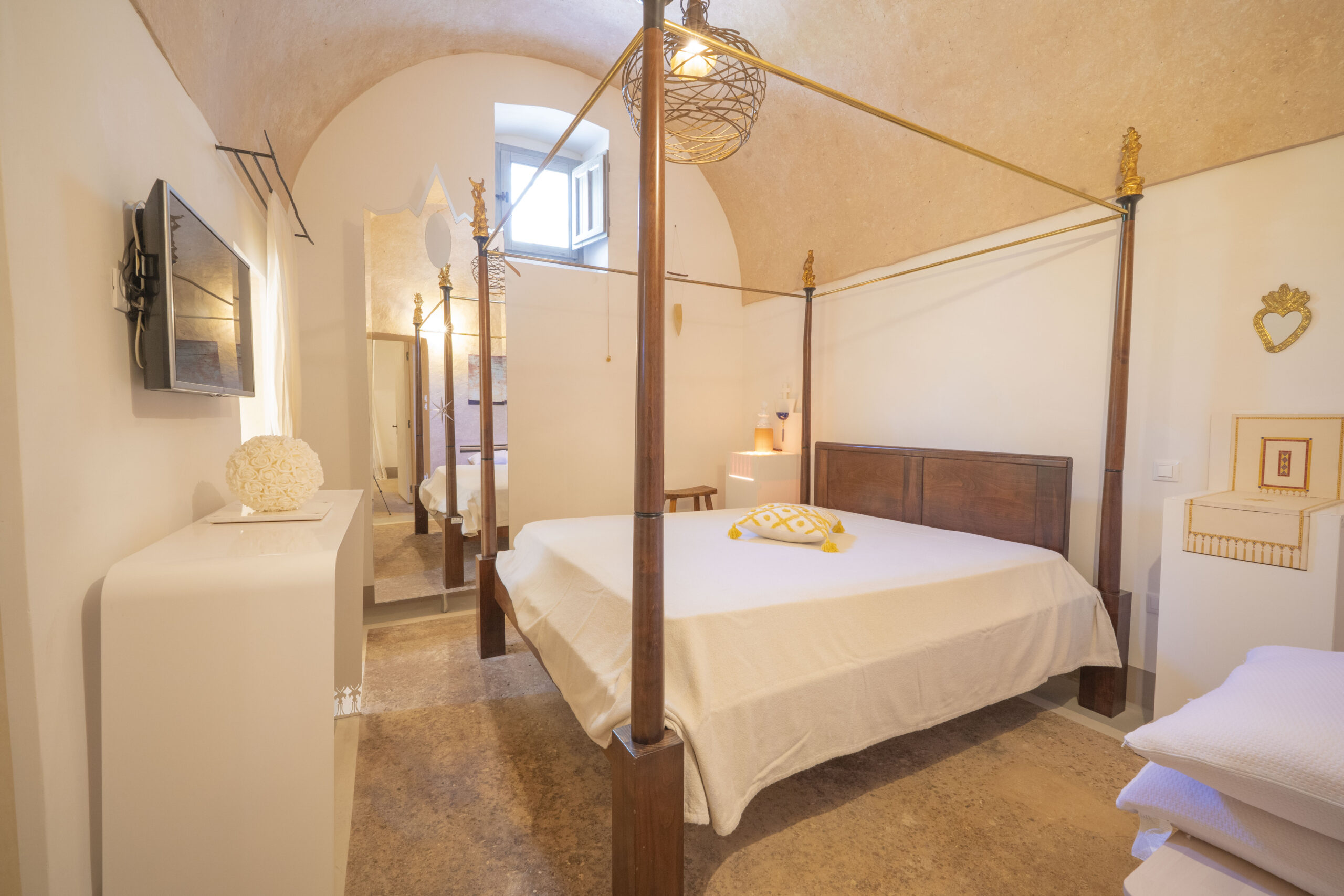 Bio Masseria del XVII secolo con piscina nel cuore del Salento