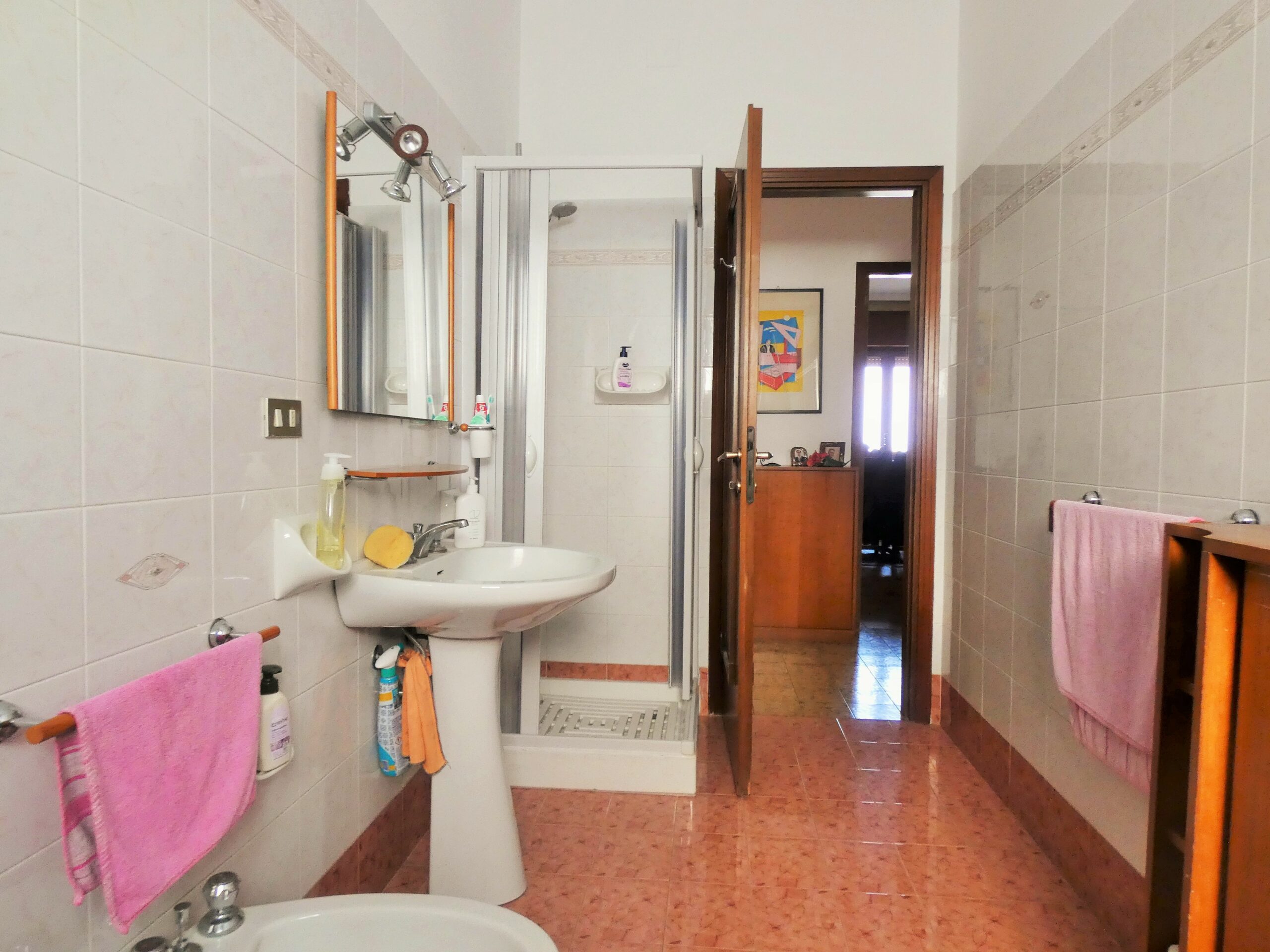 Lecce Via Corvaglia appartamento ampia metratura con terrazzo e garage