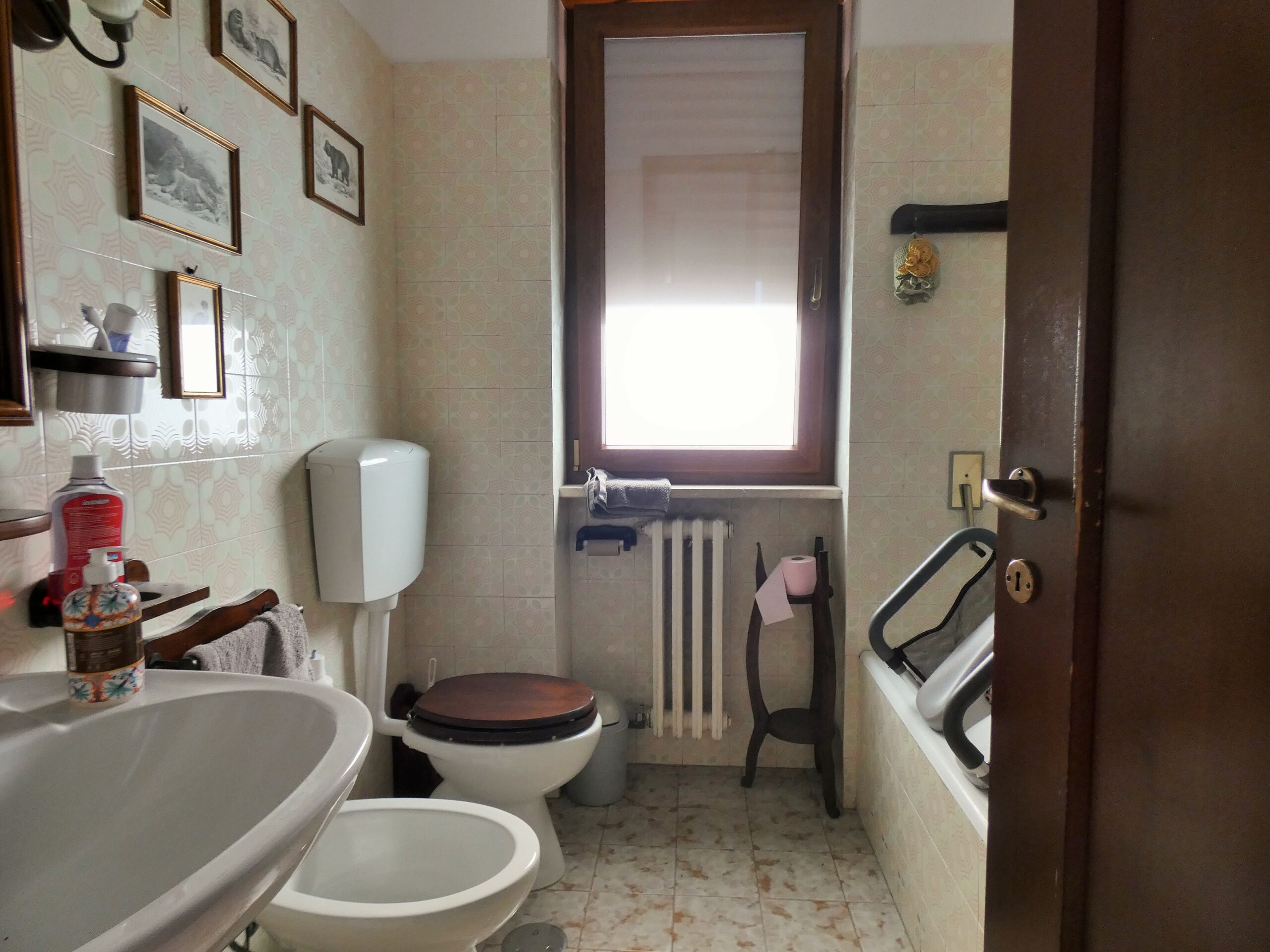 Lecce Via Corvaglia appartamento ampia metratura con terrazzo e garage
