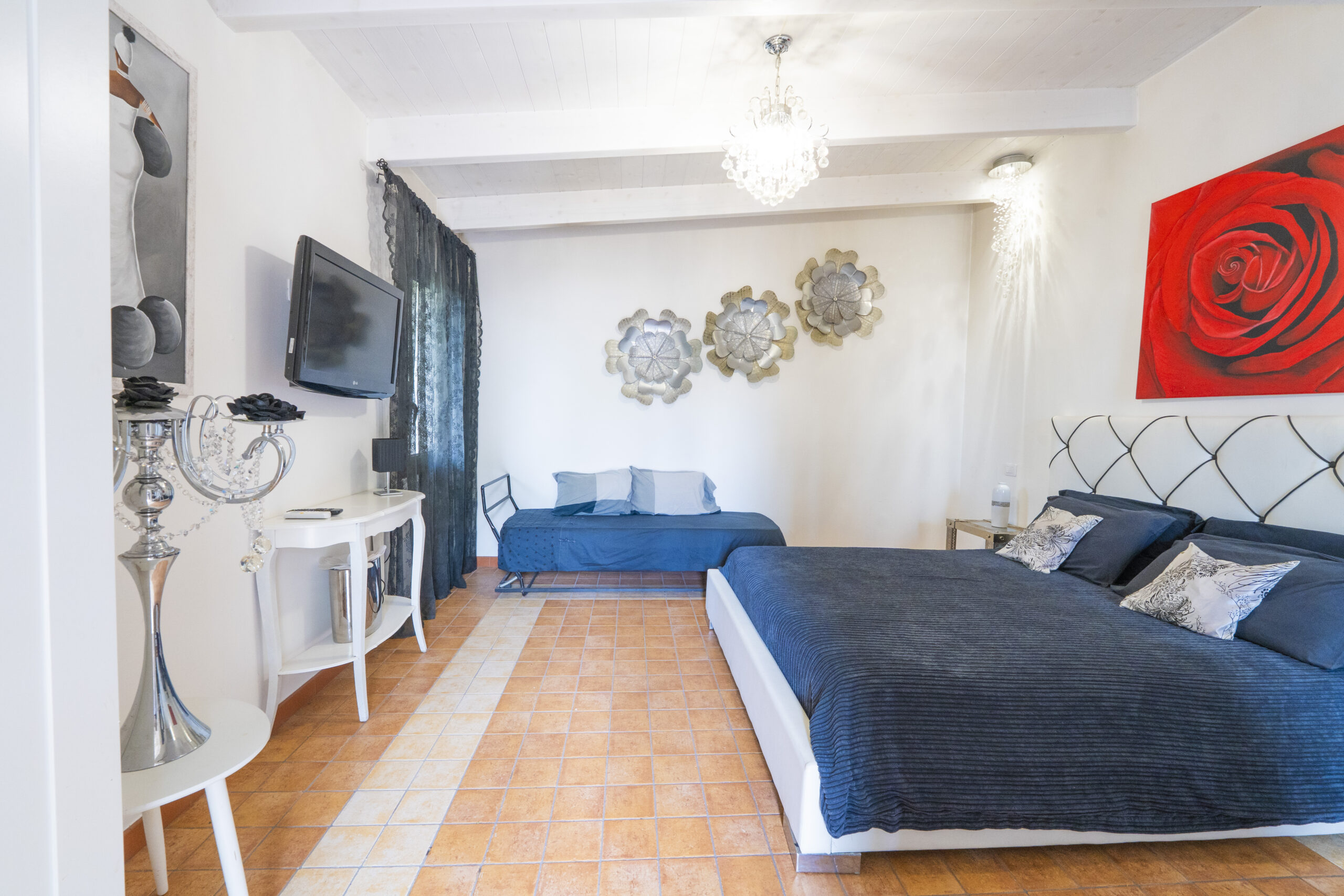 Elegante villa con piscina immersa nel verde a pochi minuti da Lecce